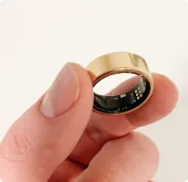 Herz P1 Smart Ring customer photo gold ring